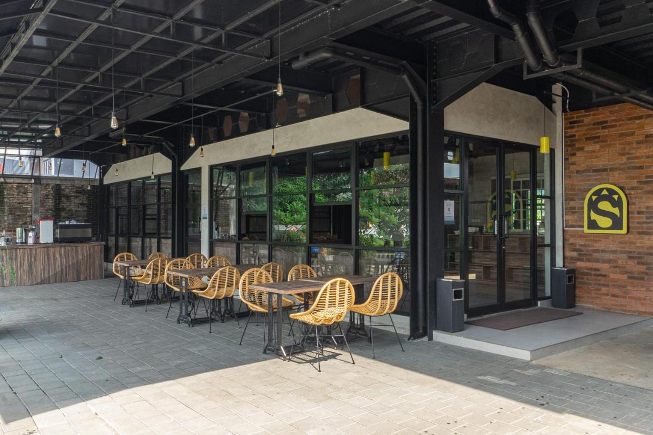 Hotel Summerville Majalengka Kültér fotó